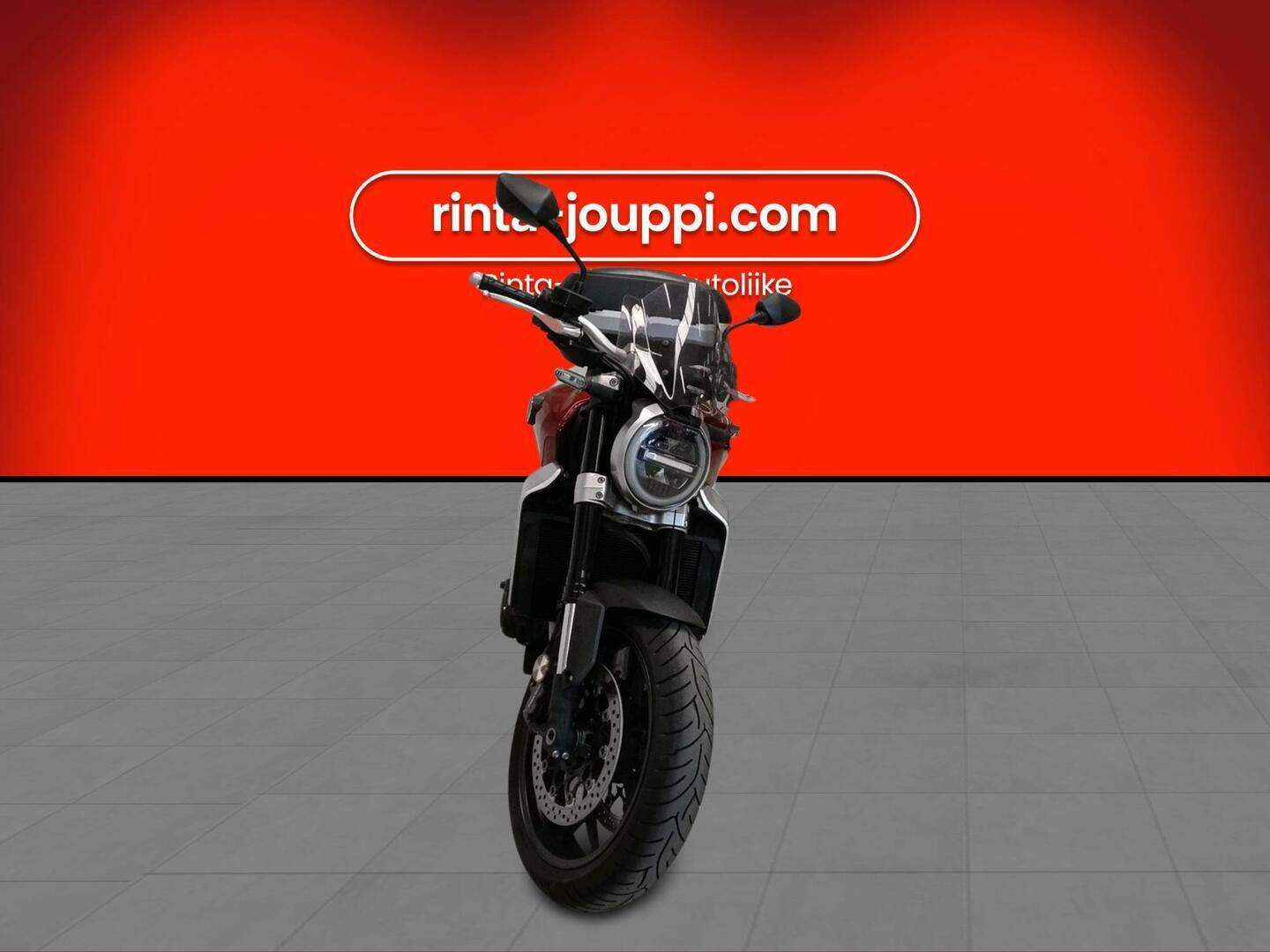 HONDA CB 2018