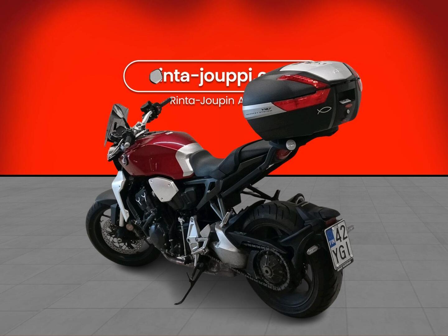 HONDA CB 2018