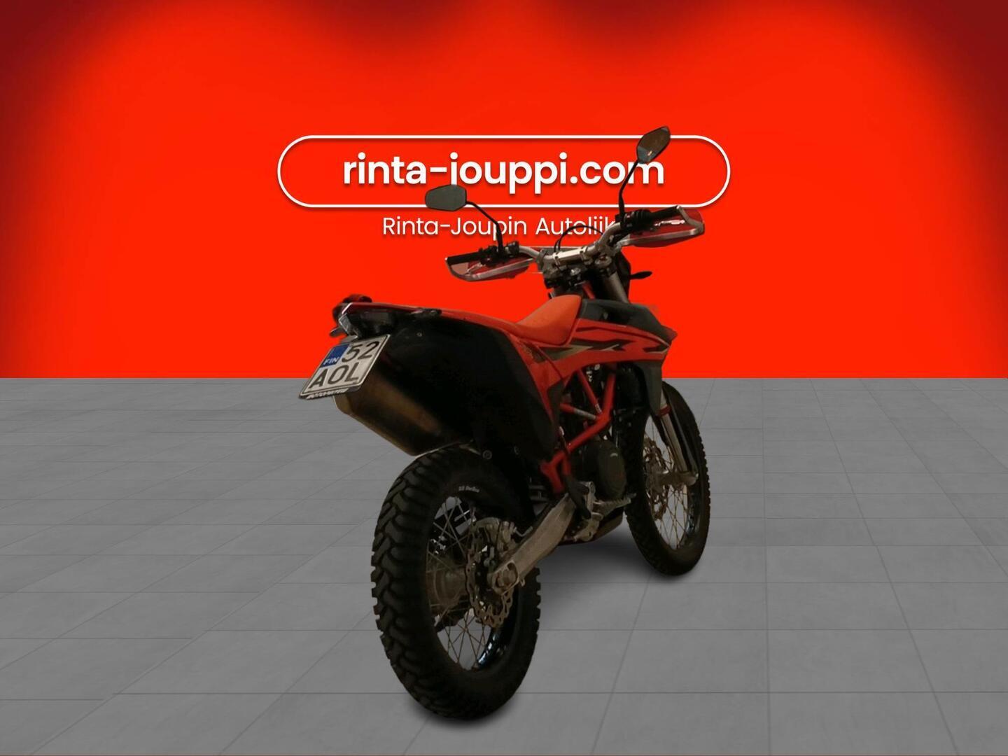 KTM 690 2023