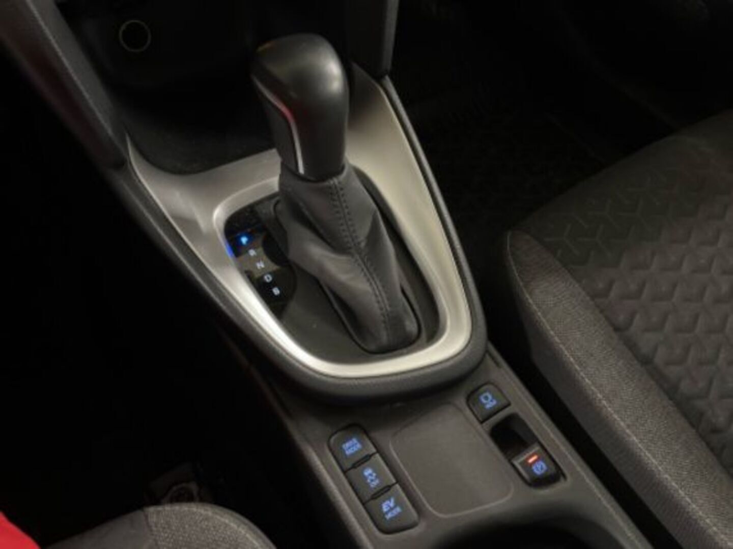 TOYOTA YARIS CROSS 2022