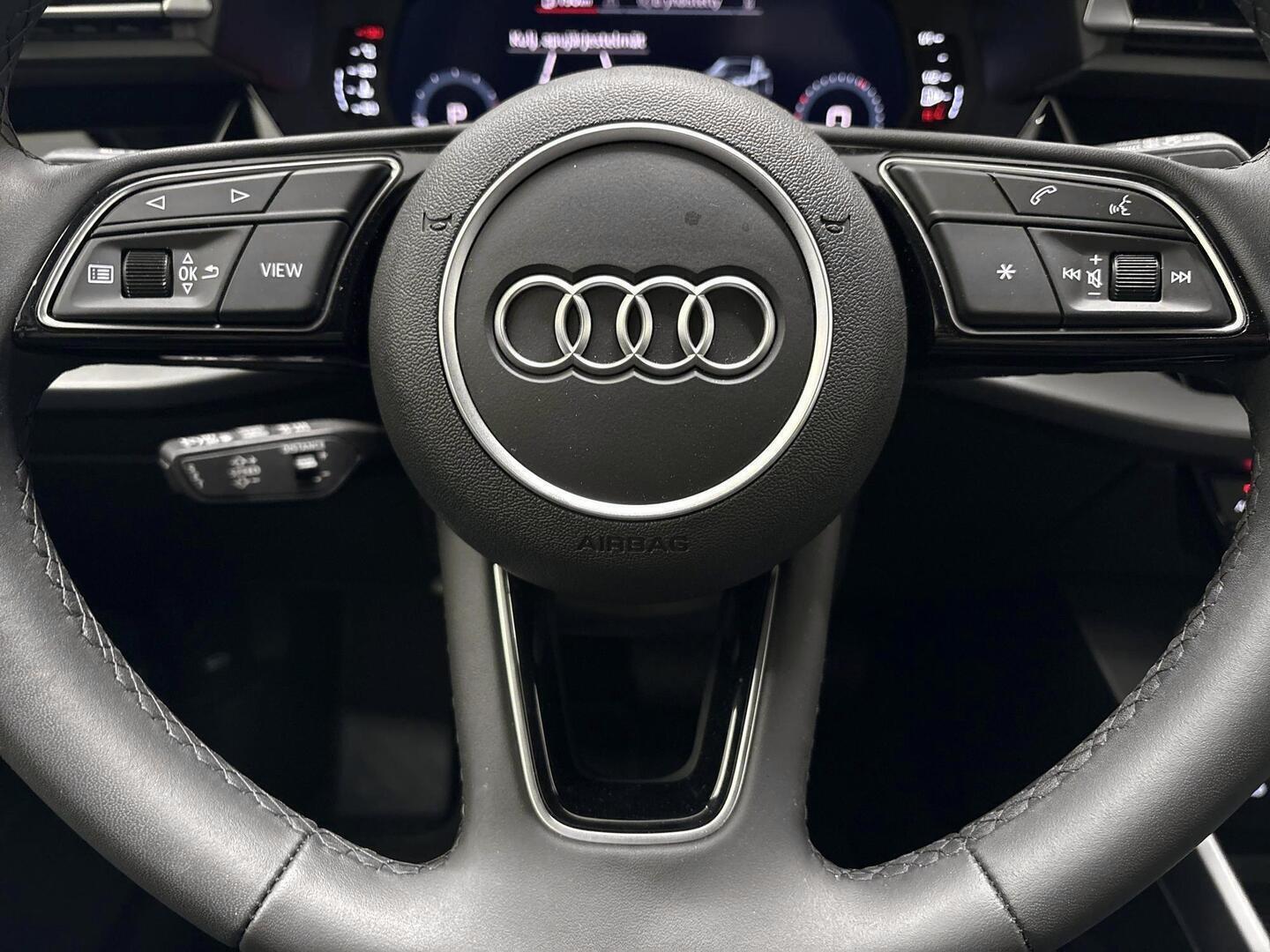 AUDI A3 2025
