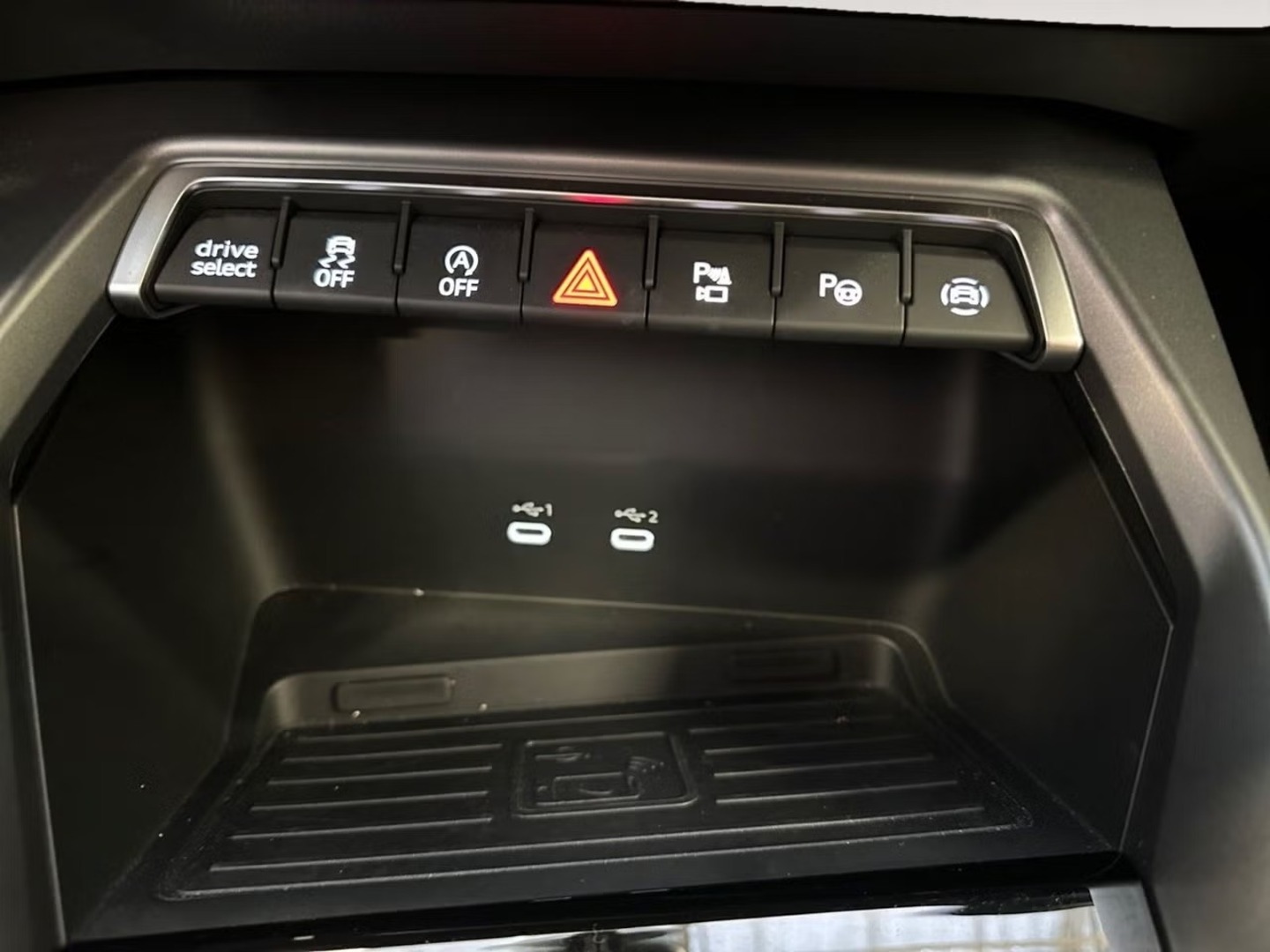 AUDI A3 2025
