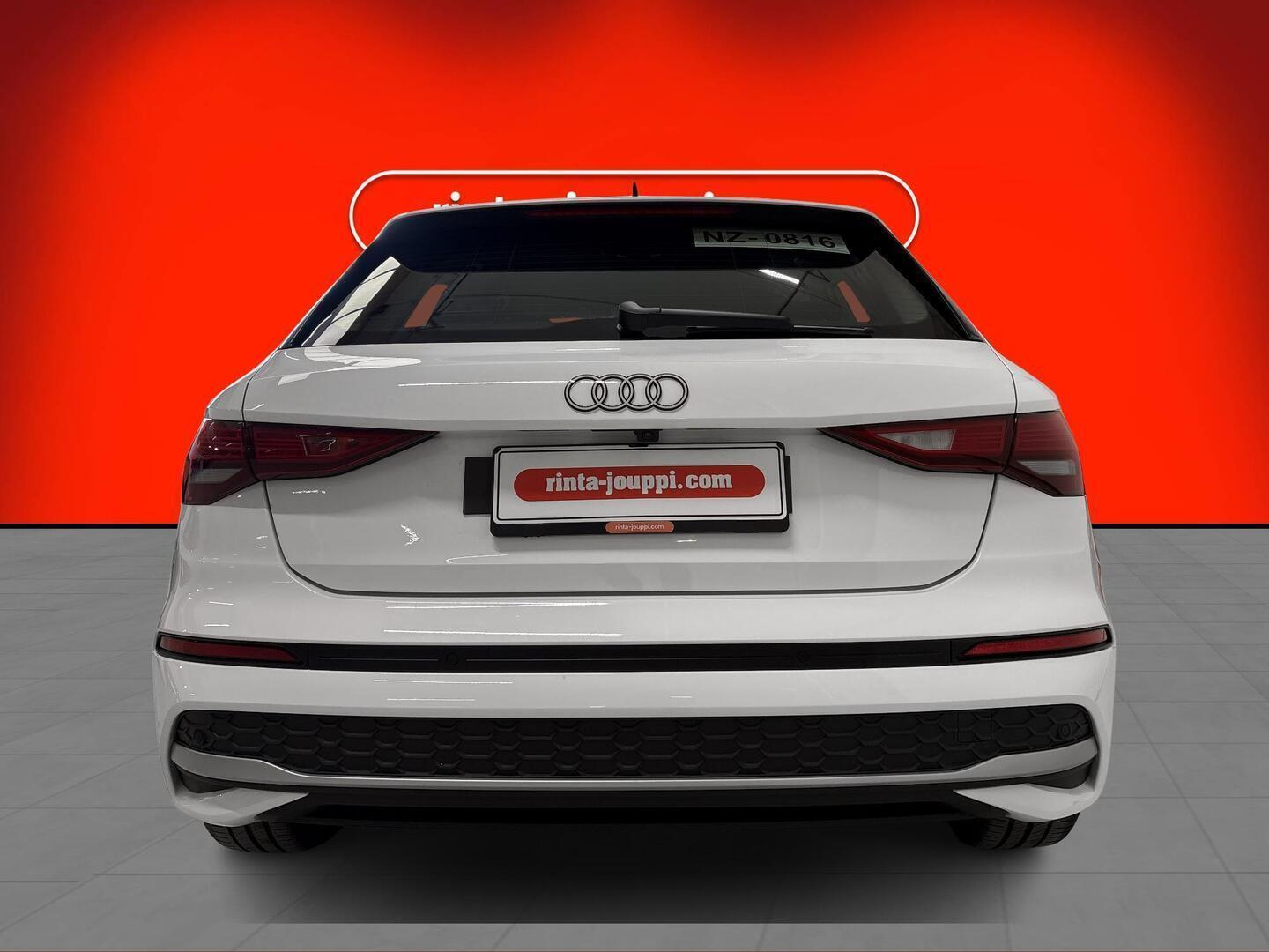 AUDI A3 2025