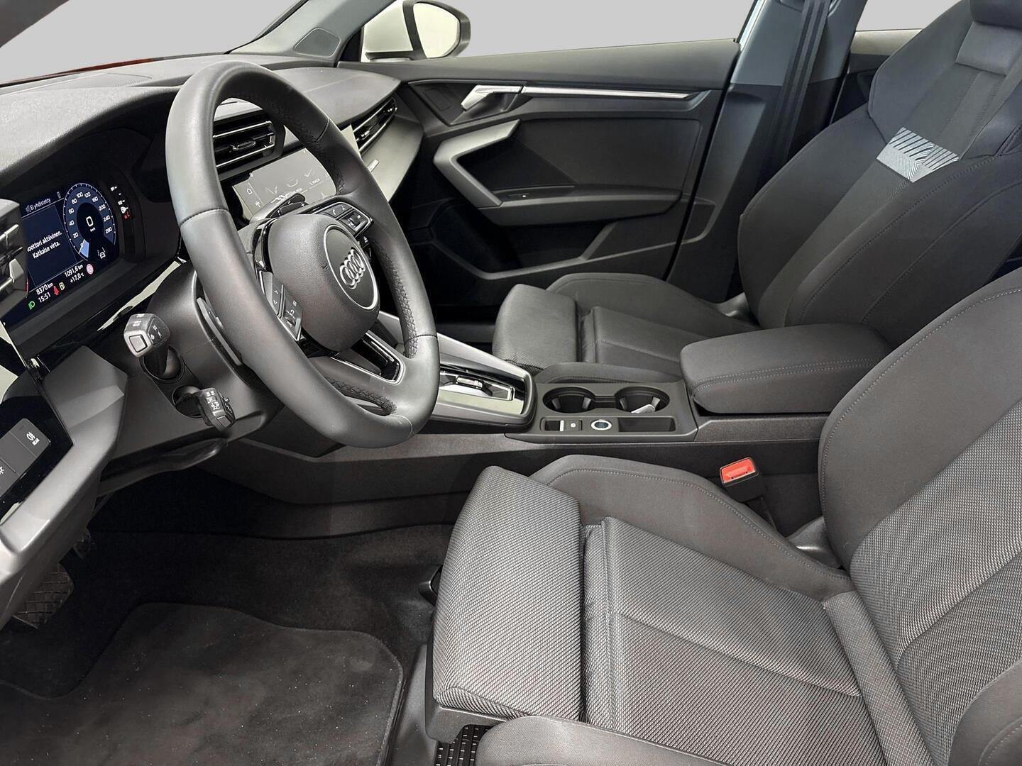 AUDI A3 2025
