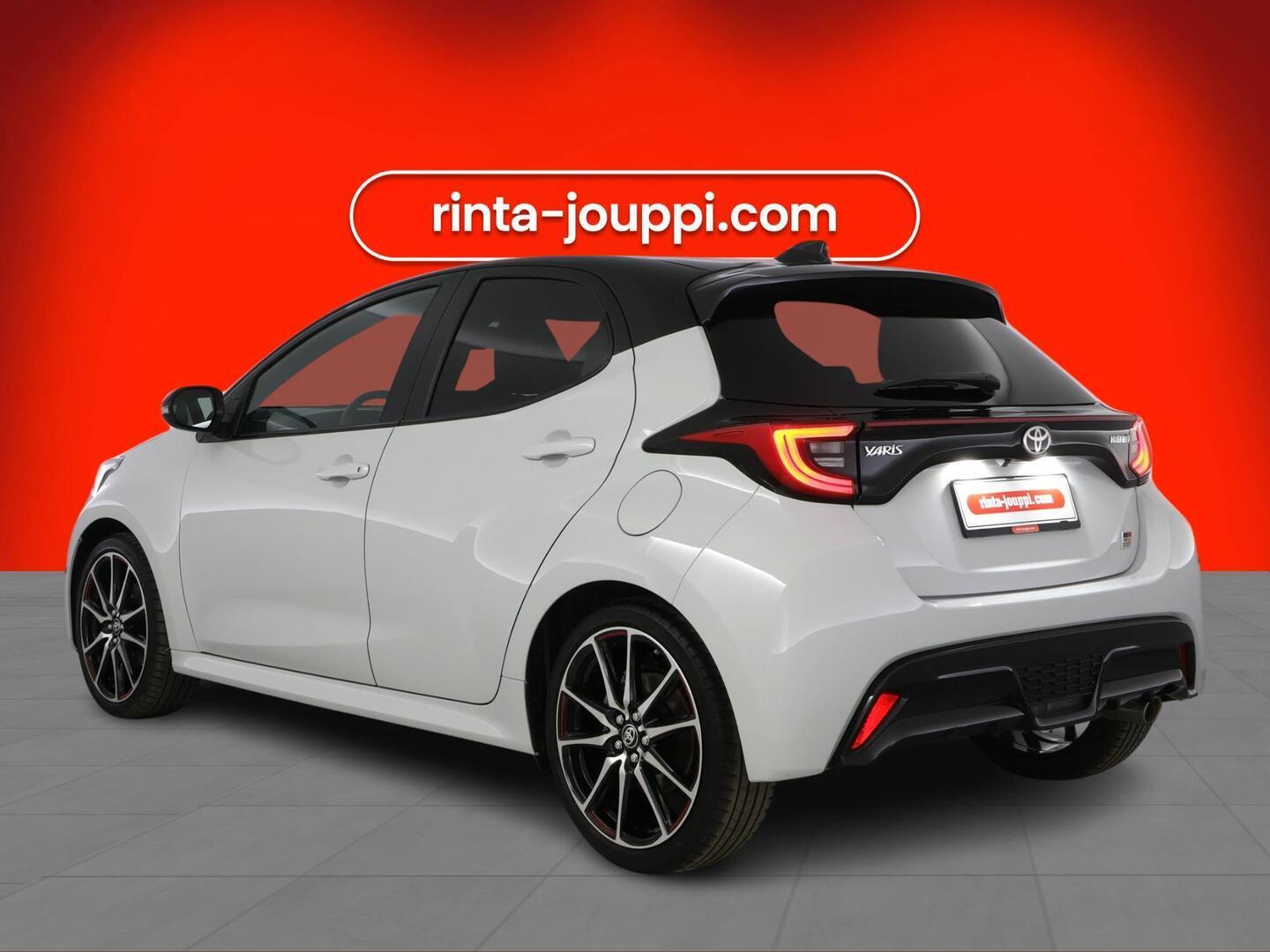 TOYOTA YARIS 2022