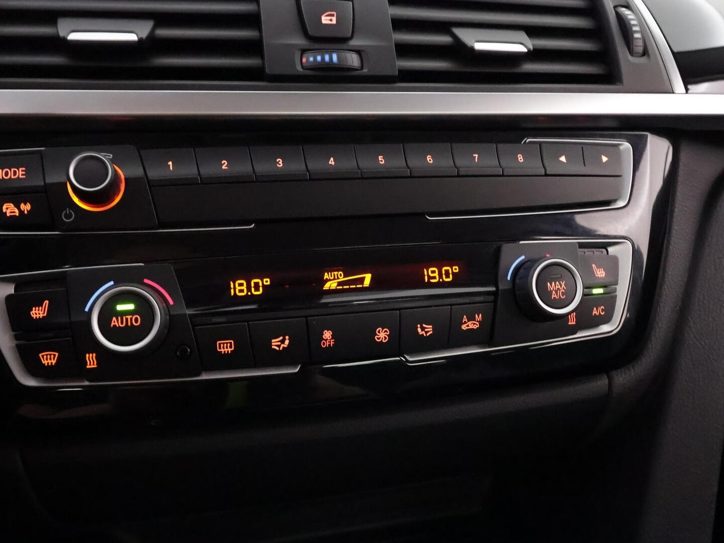 BMW 320 2018
