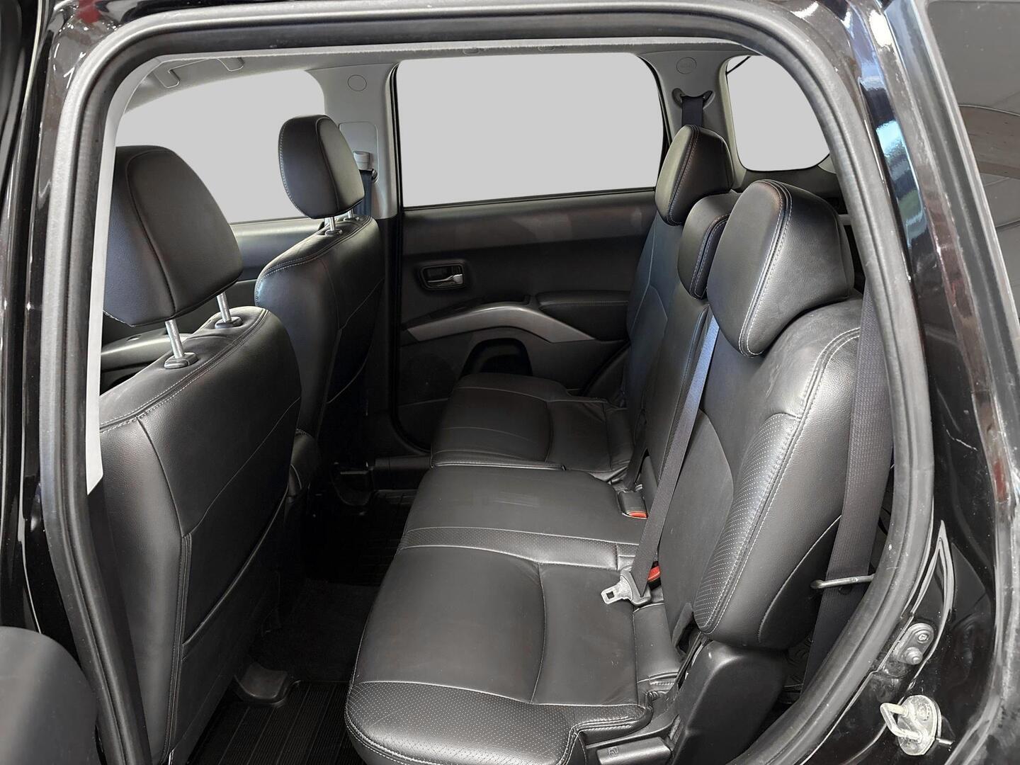 MITSUBISHI Outlander 2008