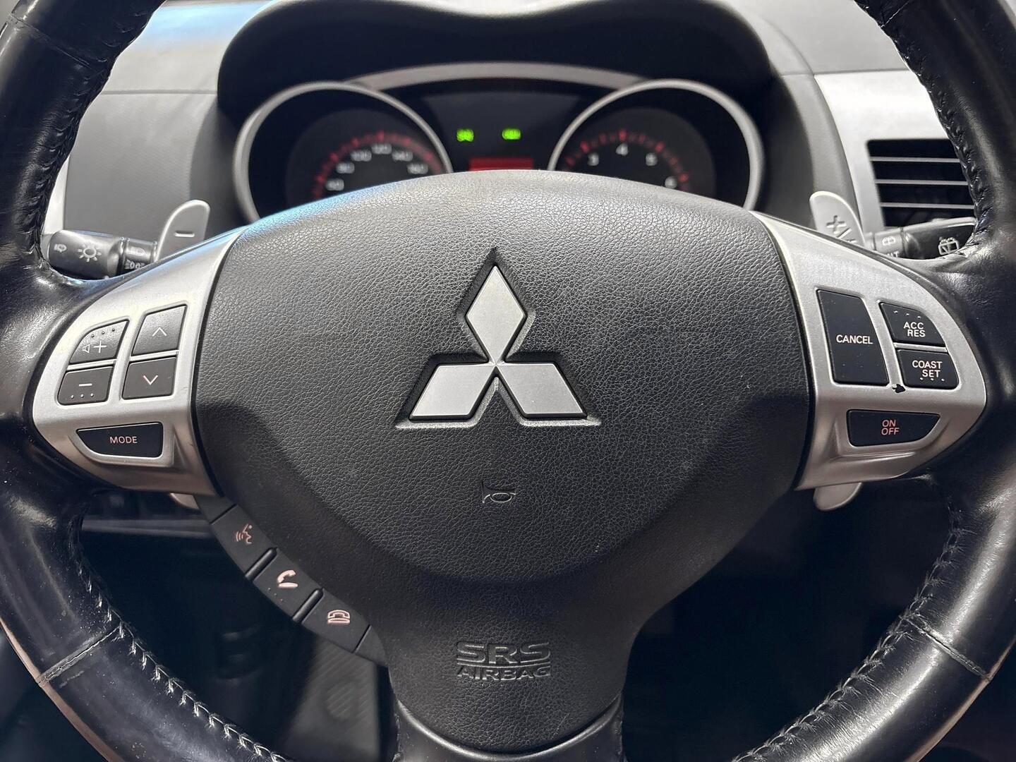 MITSUBISHI Outlander 2008