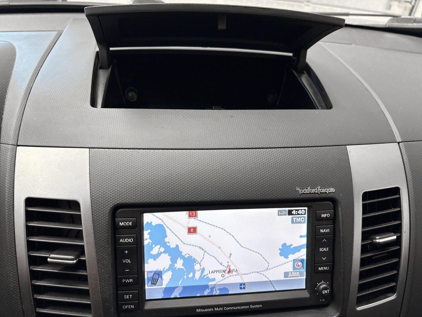 MITSUBISHI Outlander 2008