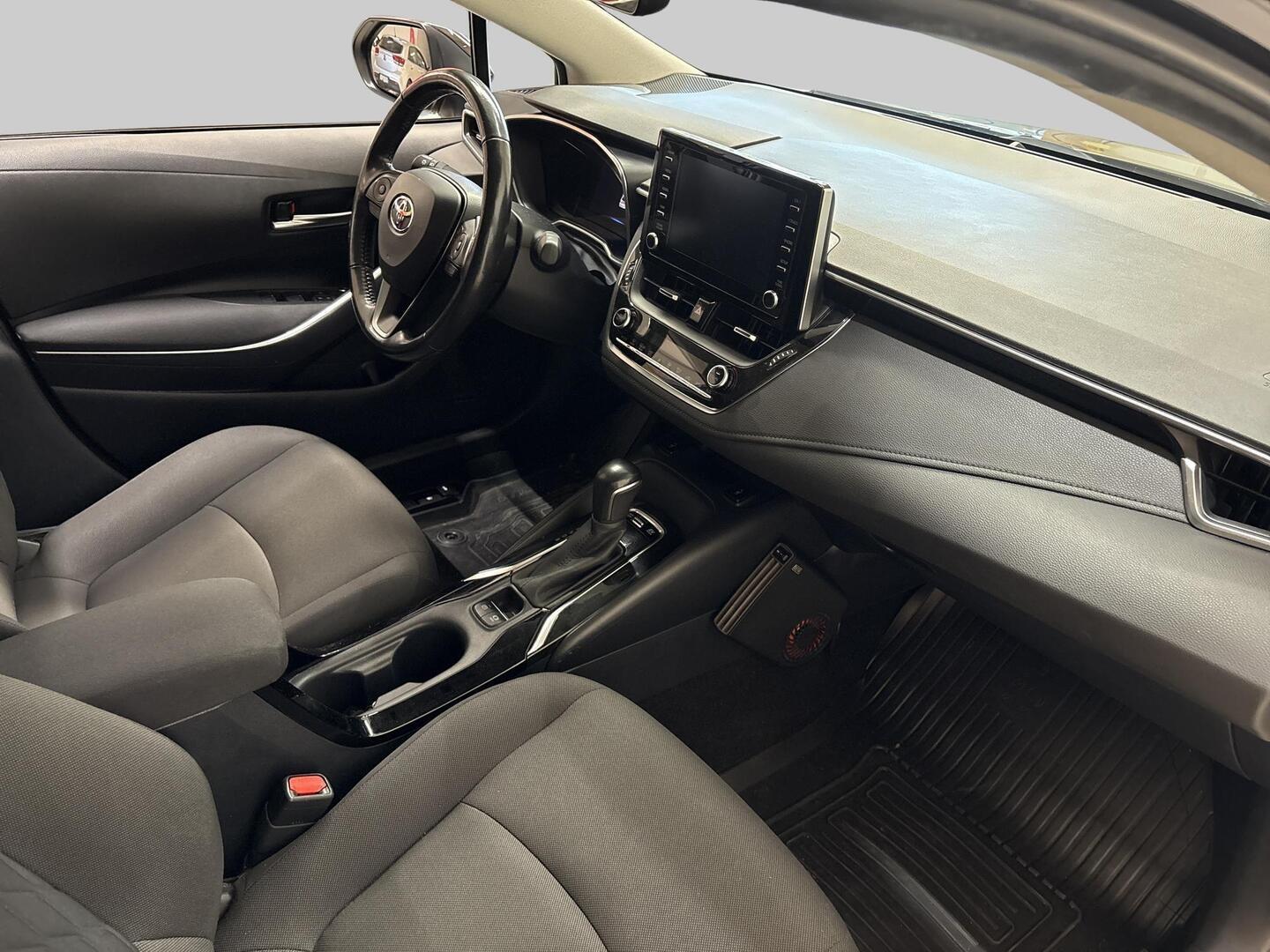 TOYOTA Corolla 2019
