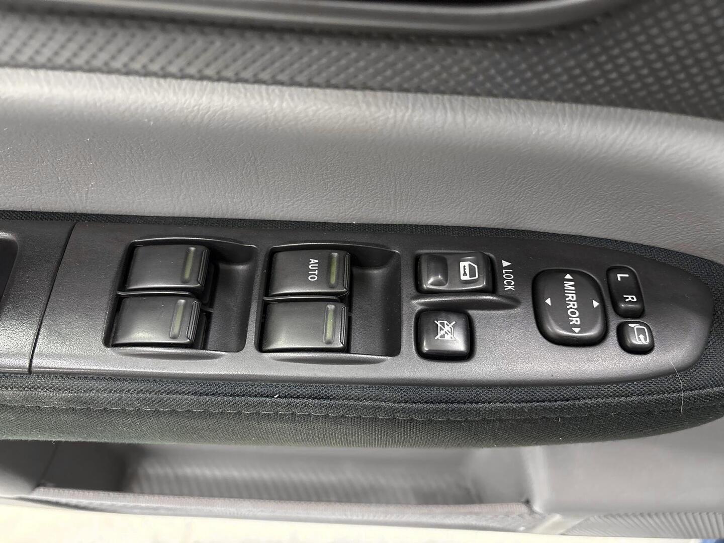 SUBARU Forester 2007