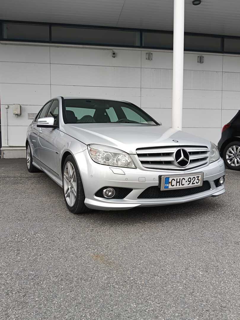 MERCEDES-BENZ C 2009