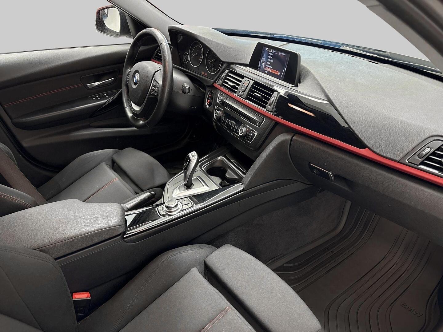 BMW 320 2015