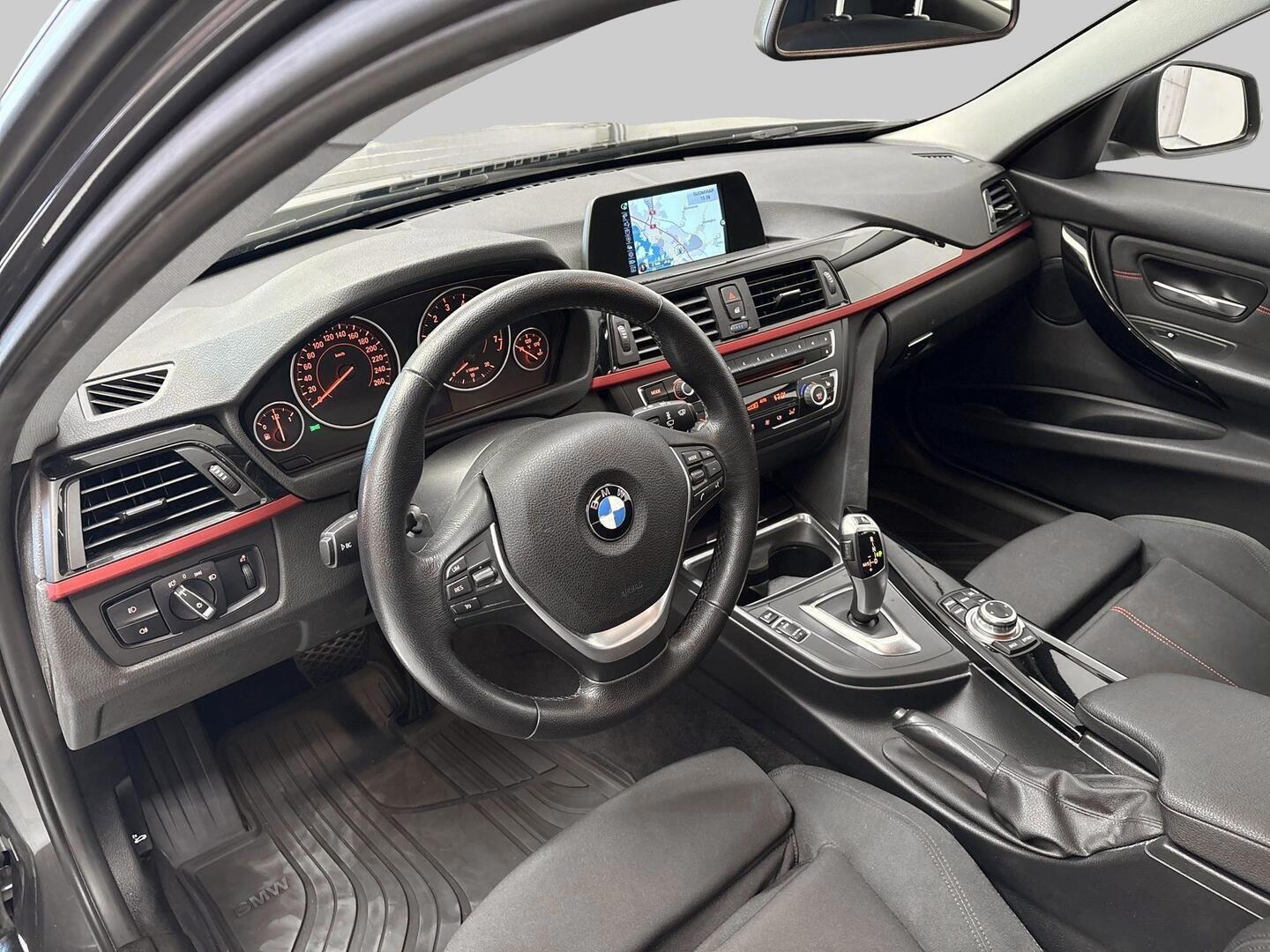 BMW 320 2015