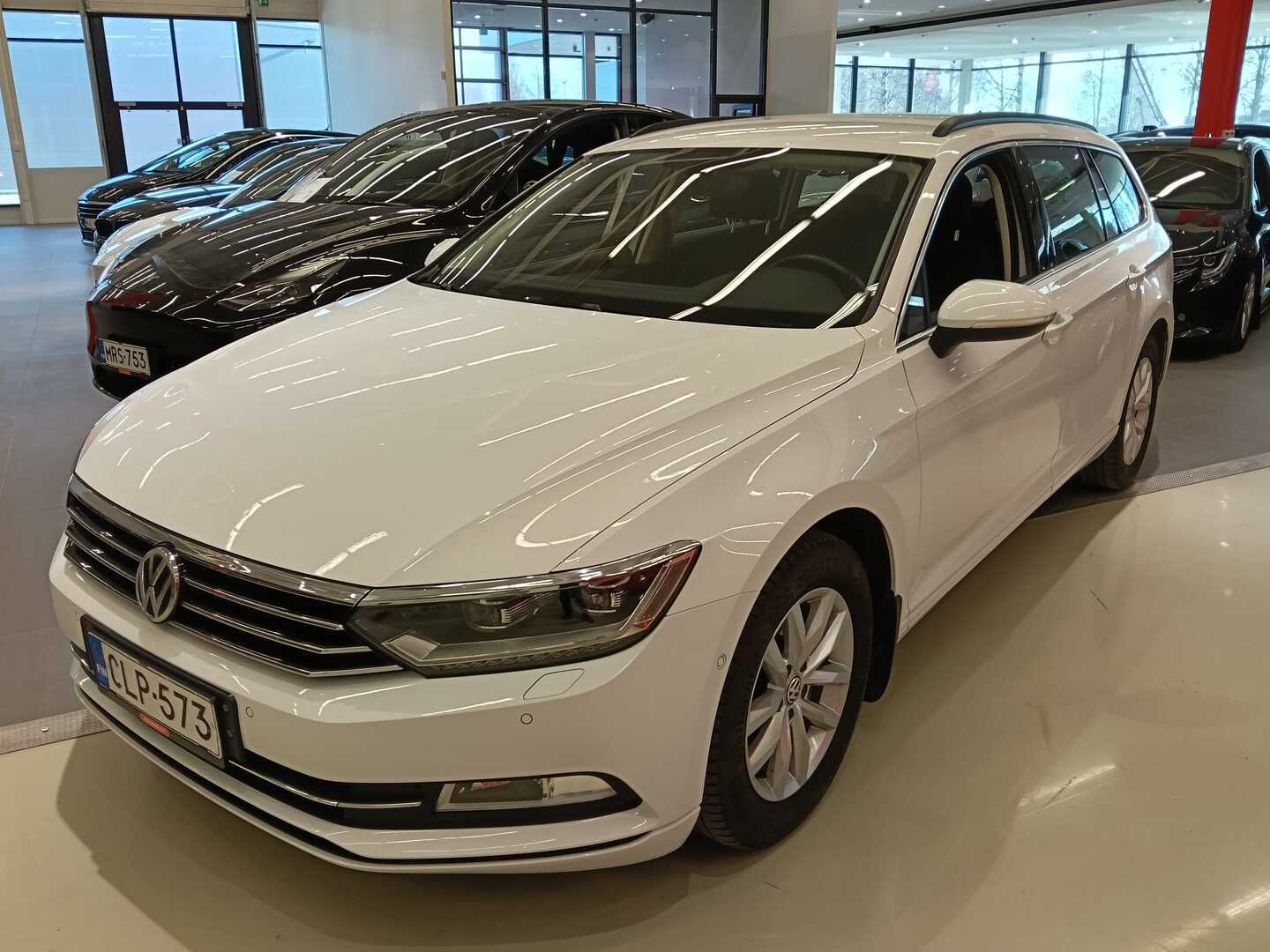 VOLKSWAGEN Passat 2018