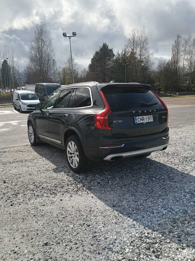 VOLVO XC90 2018