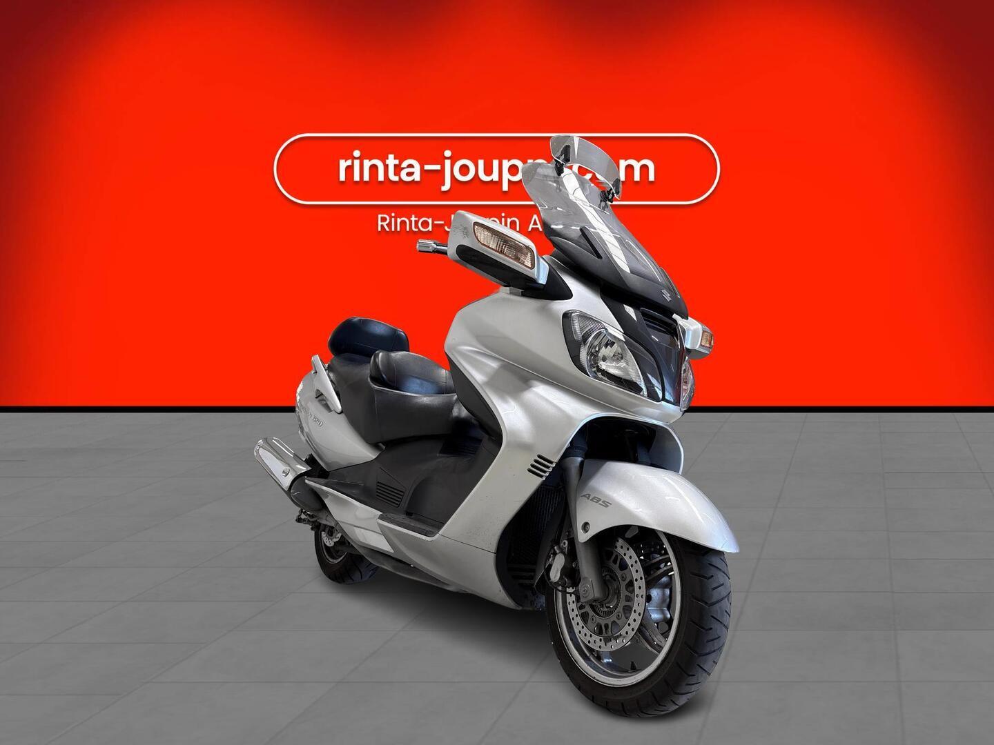 SUZUKI AN 2004
