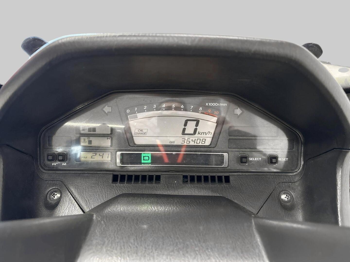 SUZUKI AN 2004