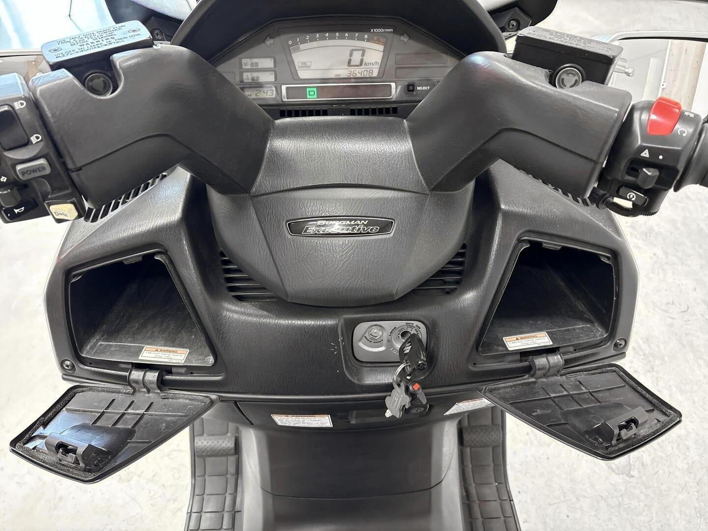 SUZUKI AN 2004