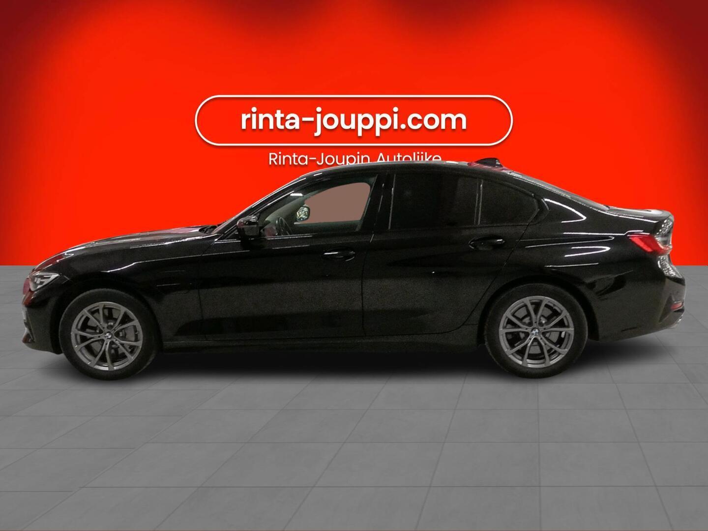 BMW 330 2020
