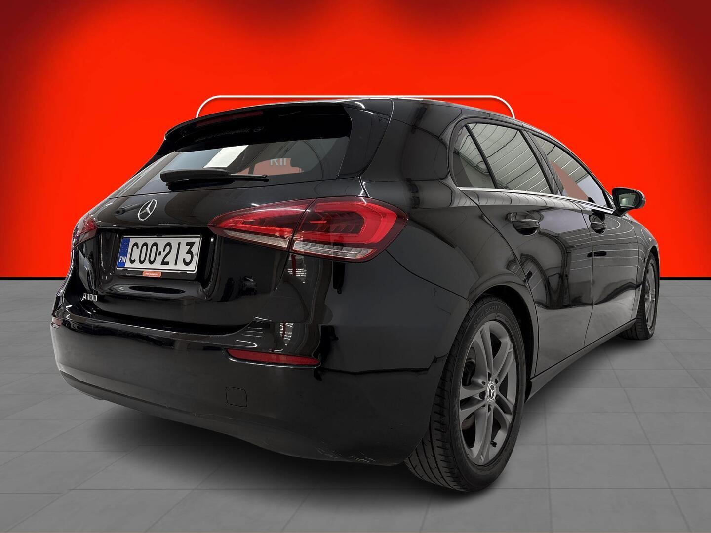 MERCEDES-BENZ A 2020