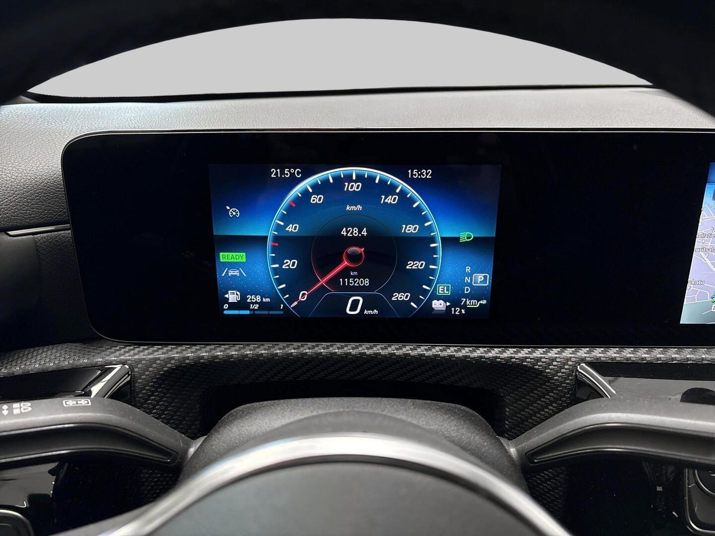 MERCEDES-BENZ A 2020