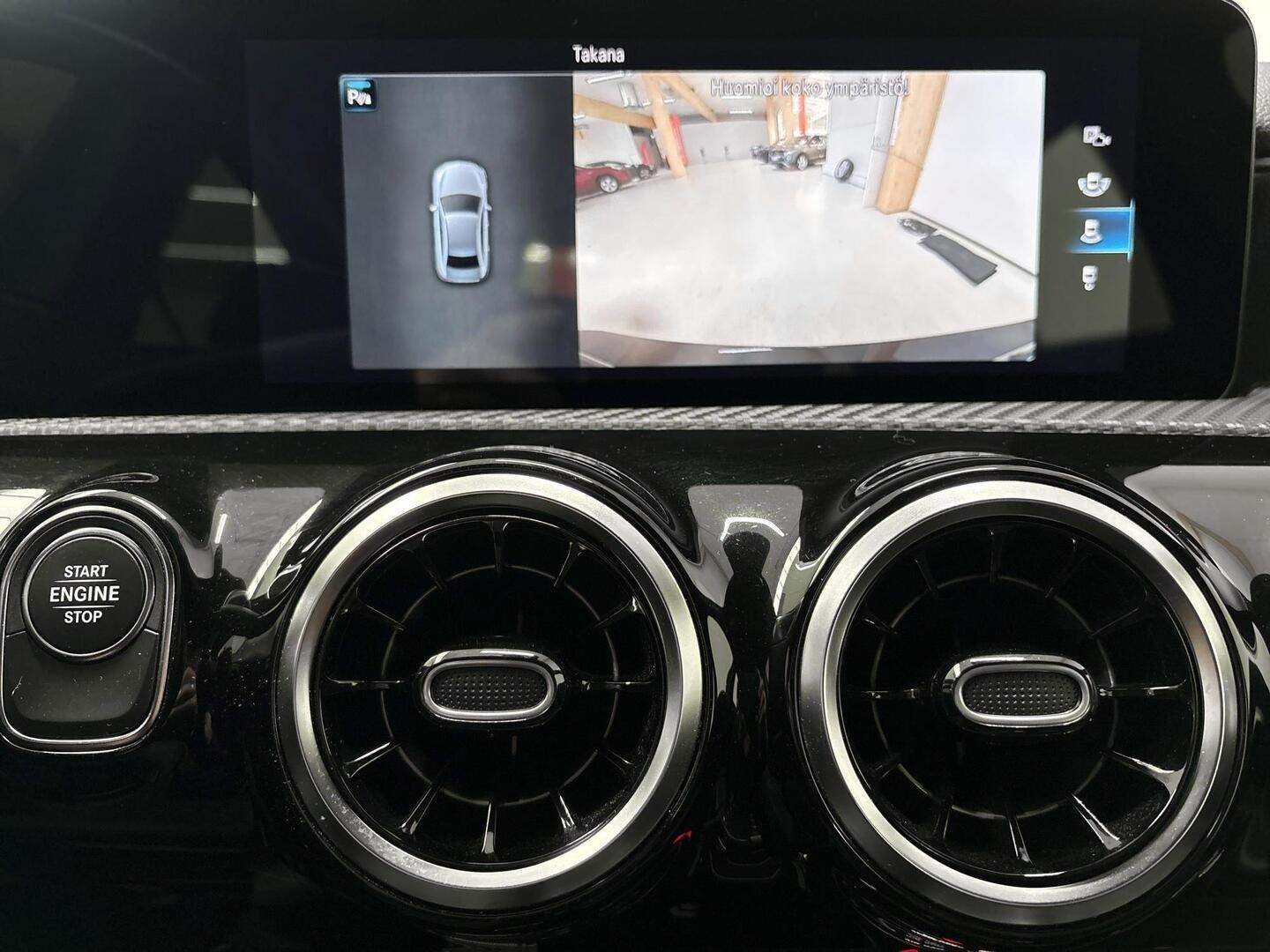 MERCEDES-BENZ A 2020