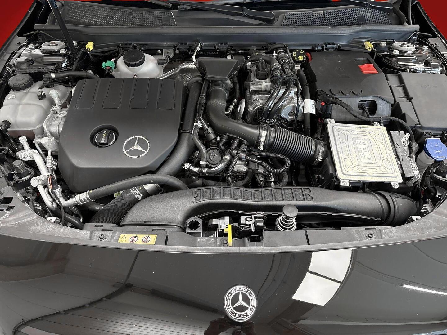MERCEDES-BENZ A 2020