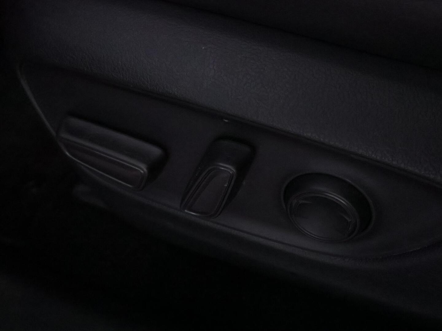 TOYOTA RAV4 PLUG-IN 2022