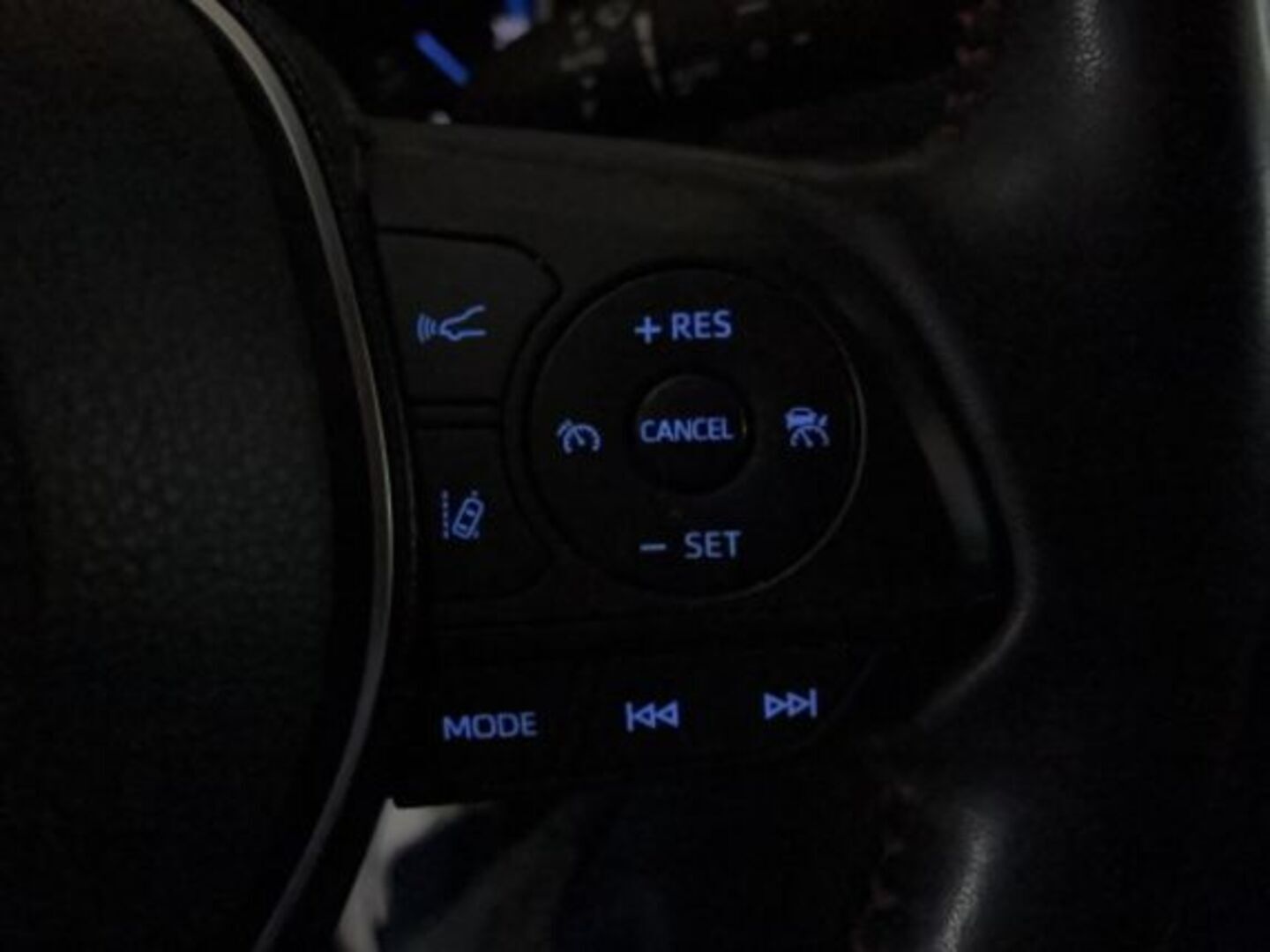 TOYOTA RAV4 PLUG-IN 2022