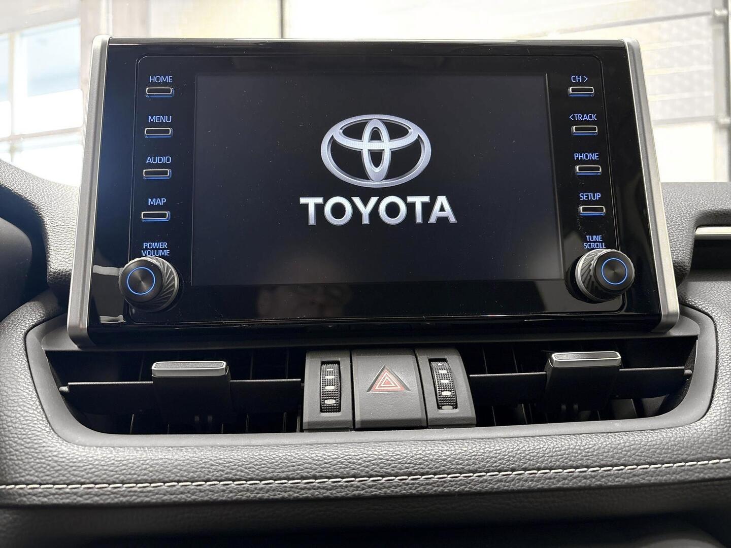 TOYOTA RAV4 2020