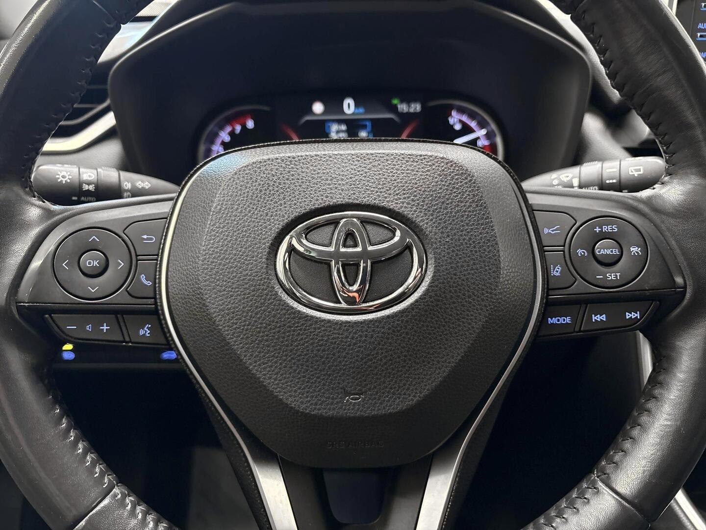 TOYOTA RAV4 2020