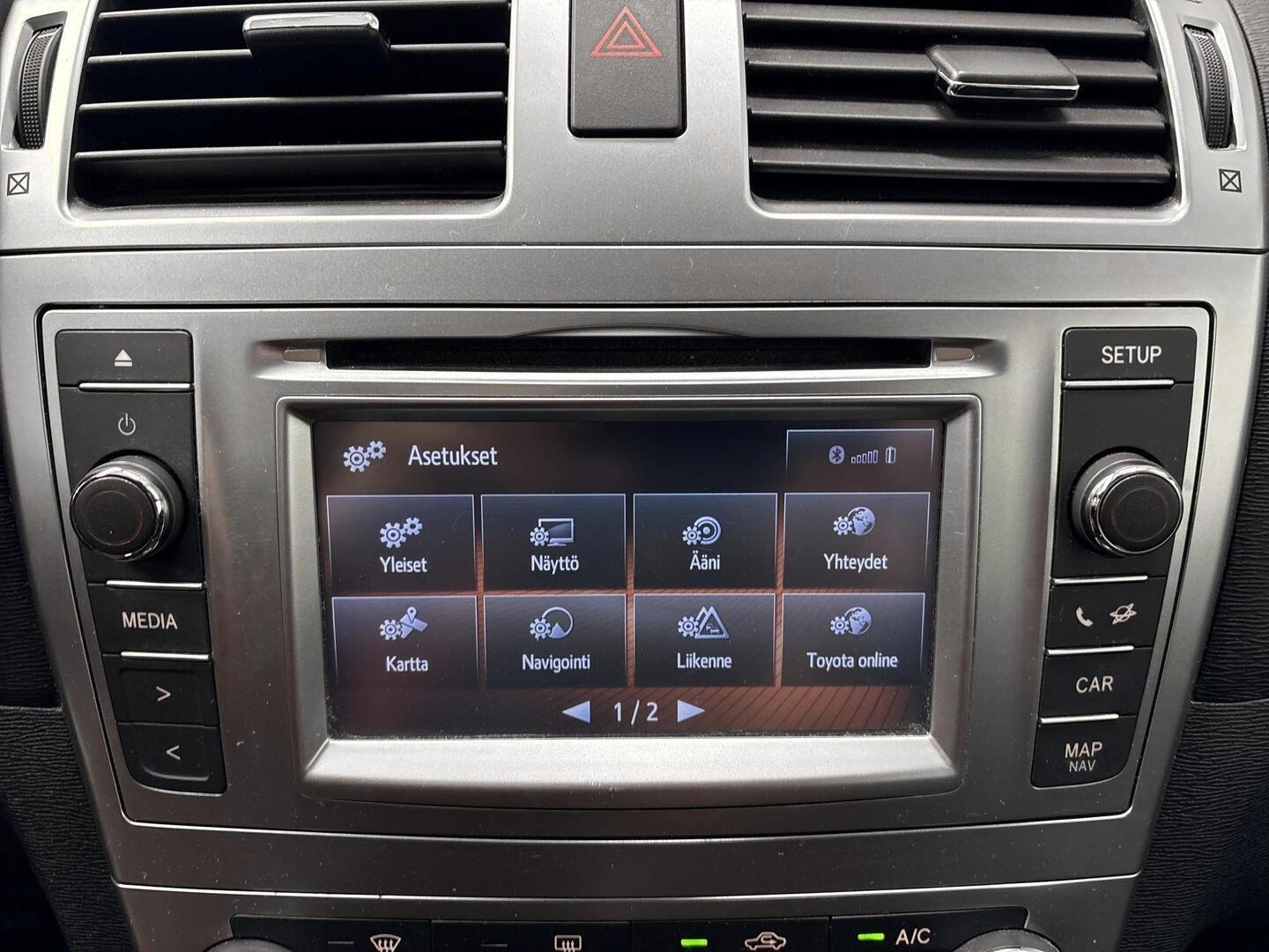 TOYOTA AVENSIS 2014