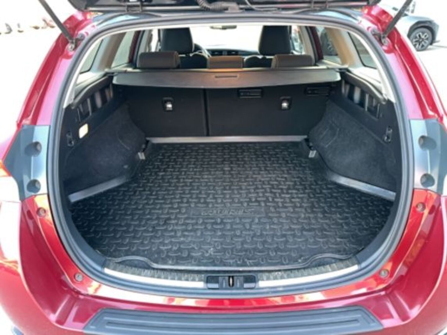 TOYOTA AURIS 2017