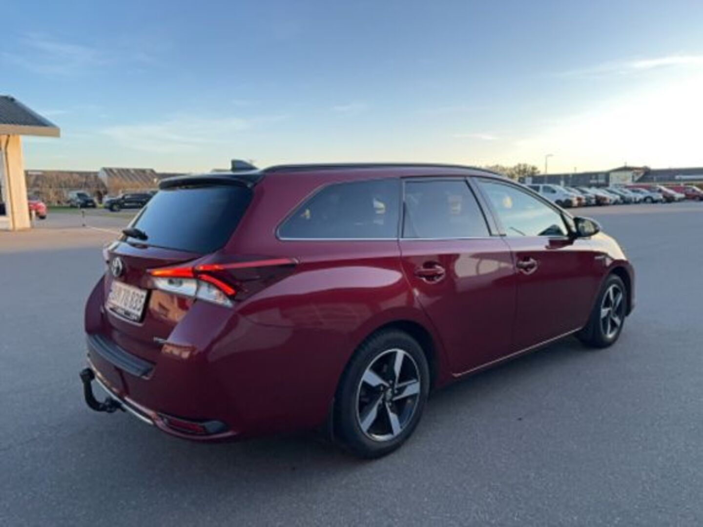 TOYOTA AURIS 2017