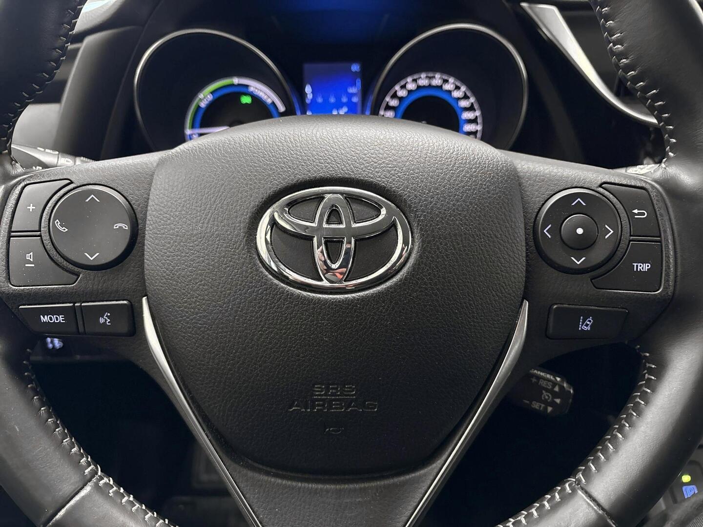 TOYOTA AURIS 2019