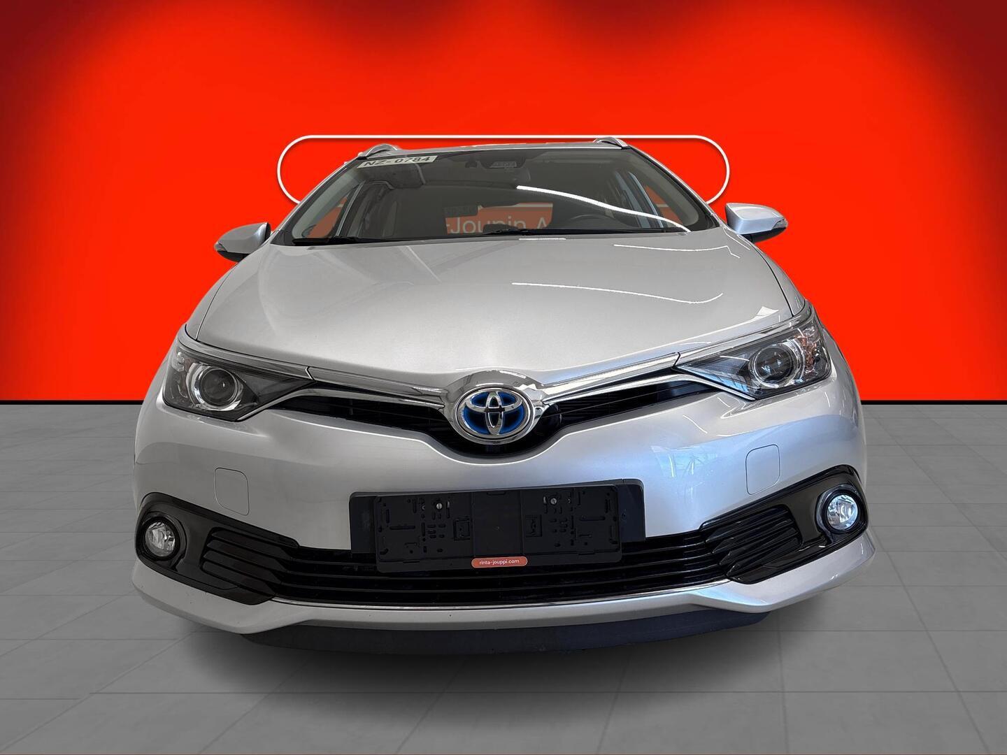 TOYOTA AURIS 2019