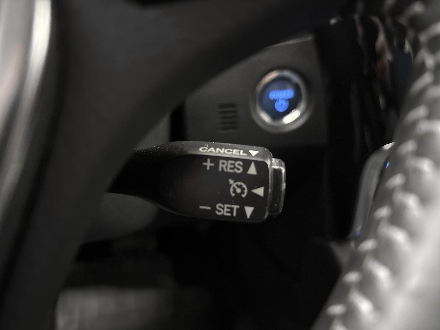 TOYOTA AURIS 2019