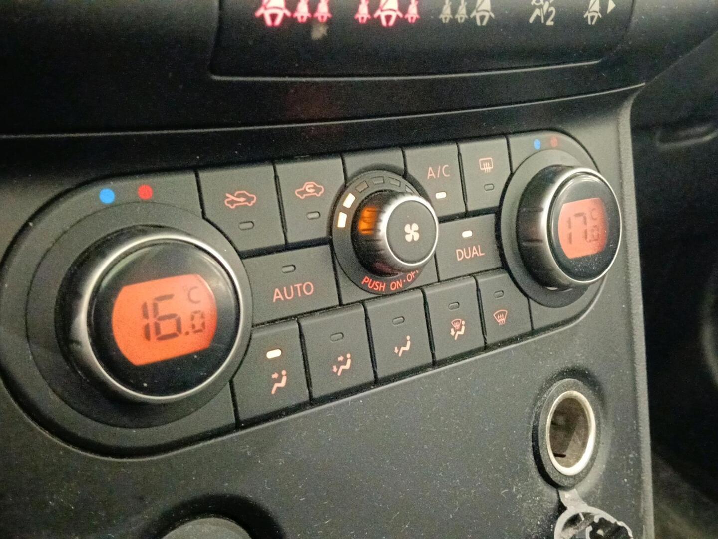 NISSAN Qashqai 2008