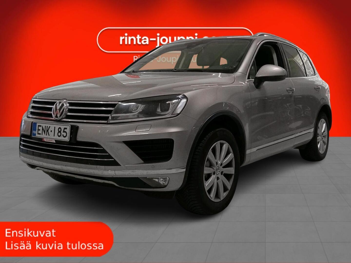 VOLKSWAGEN Touareg 2015
