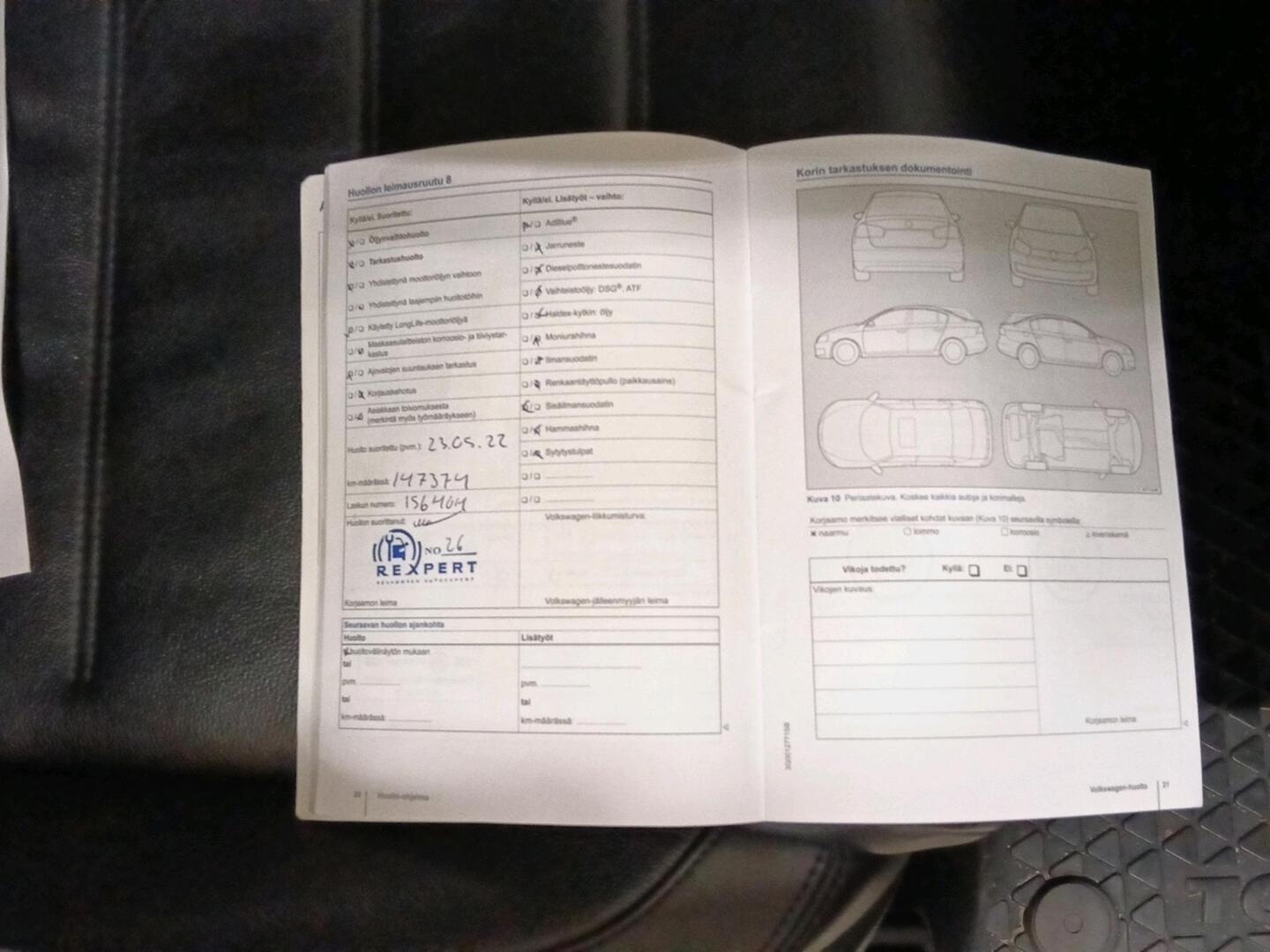 VOLKSWAGEN Touareg 2015