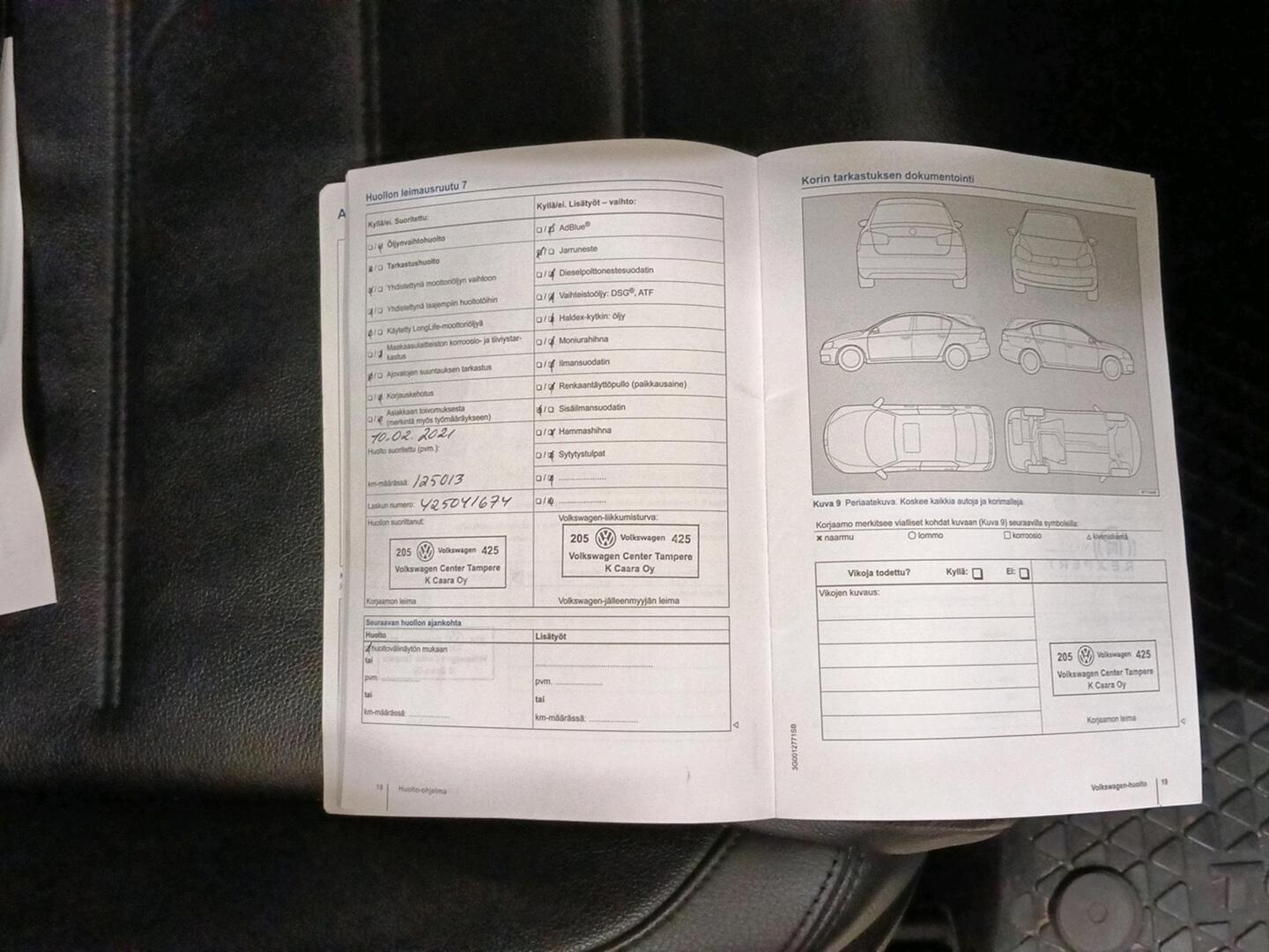 VOLKSWAGEN Touareg 2015