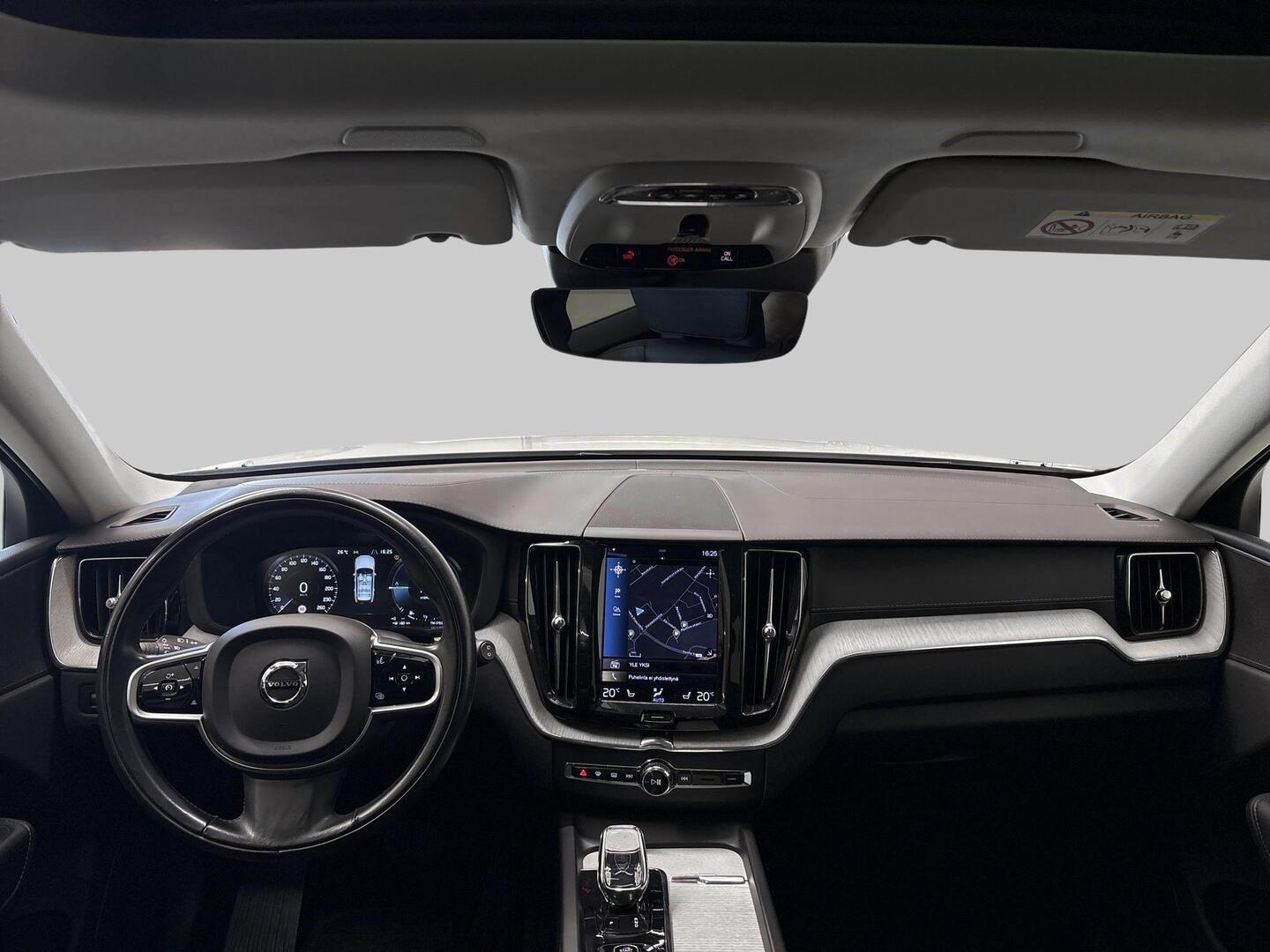 VOLVO XC60 2021