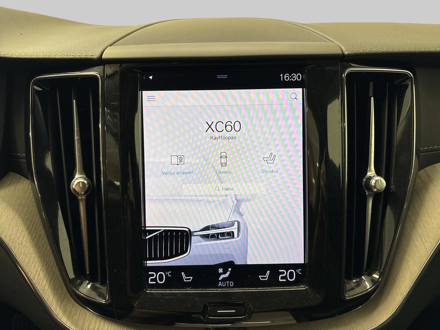 VOLVO XC60 2021