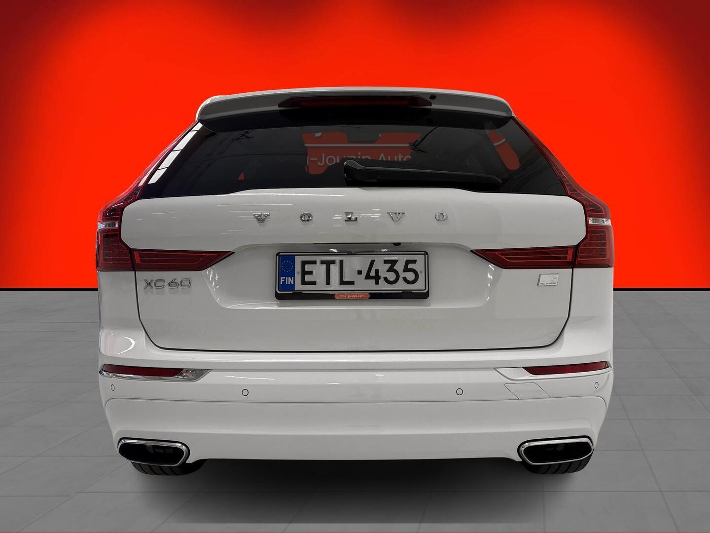 VOLVO XC60 2021