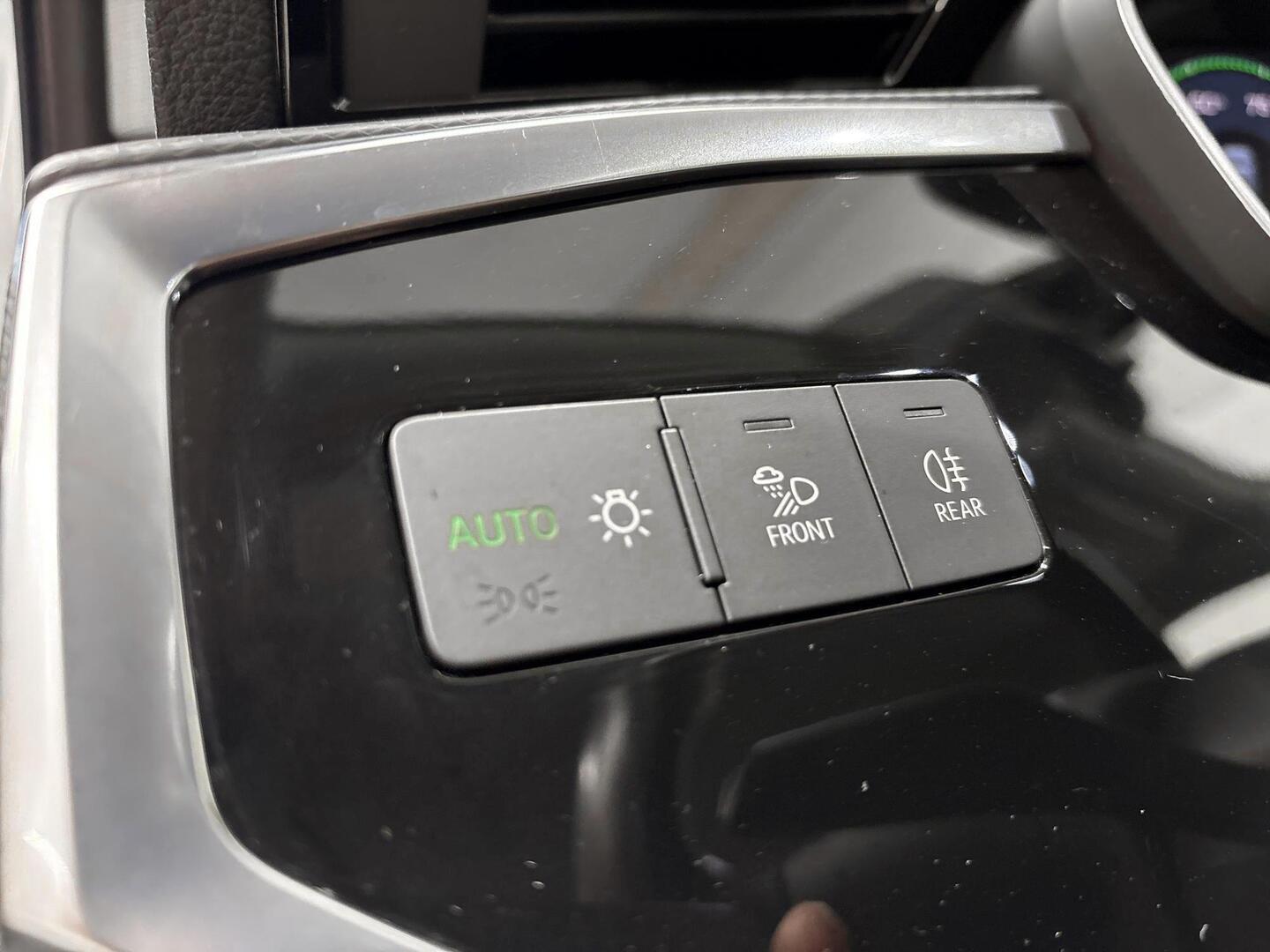 AUDI Q3 2021