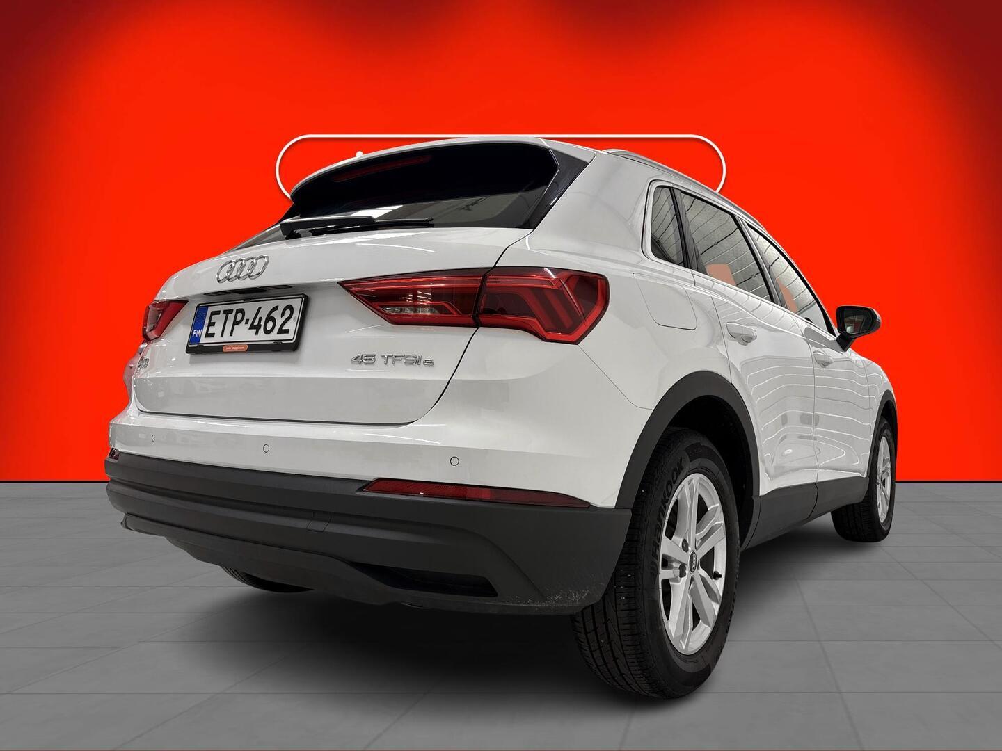 AUDI Q3 2021