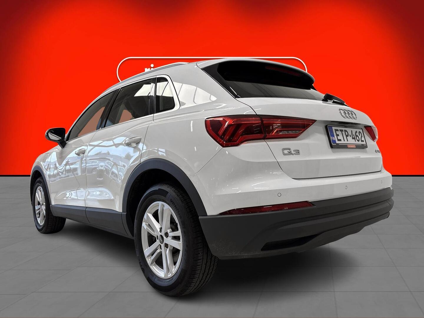 AUDI Q3 2021