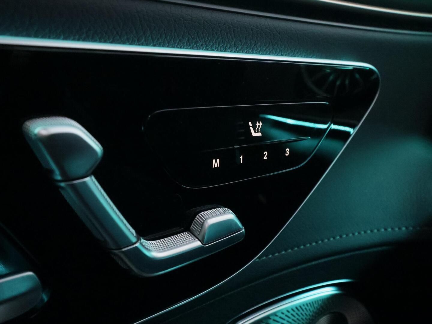 MERCEDES-BENZ EQE 2025