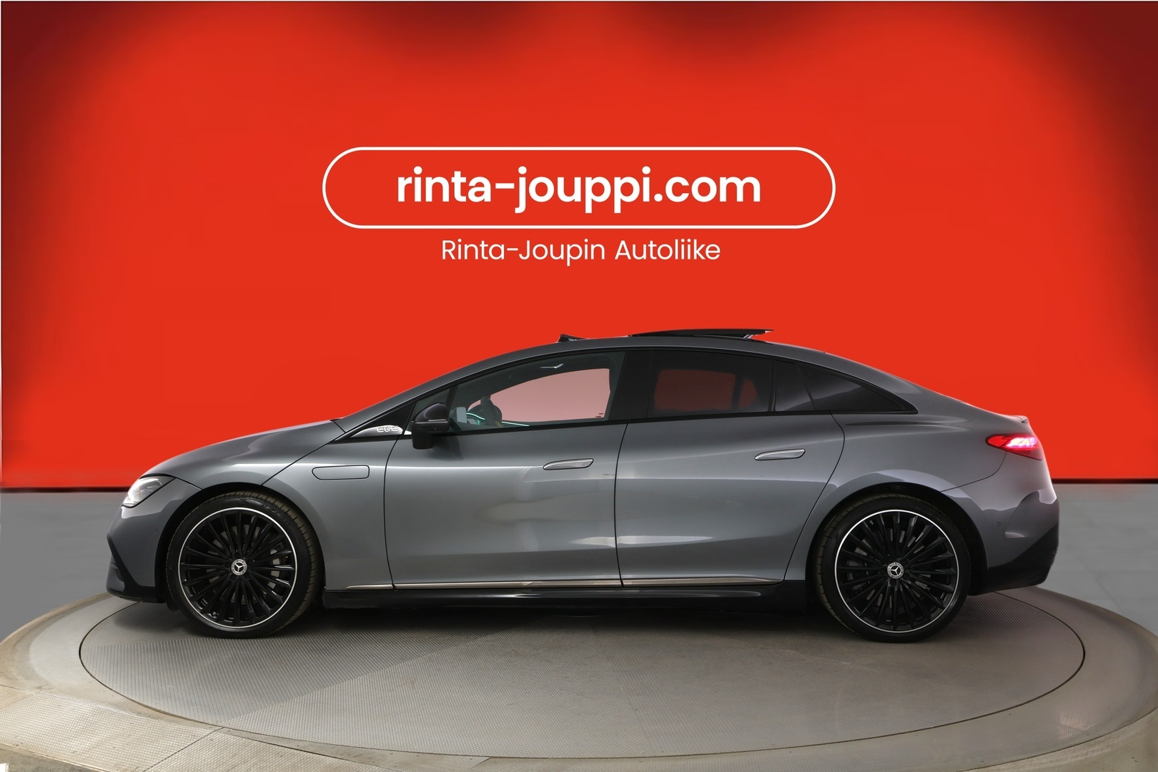 MERCEDES-BENZ EQE 2025